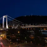 Grand Danube Lejlighed *