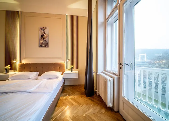 Grand Danube * Budapest