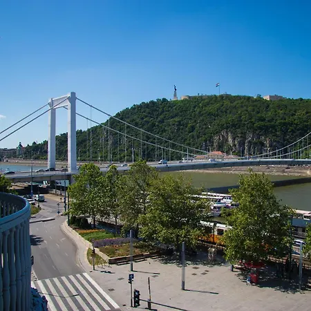 Grand Danube * בודפשט